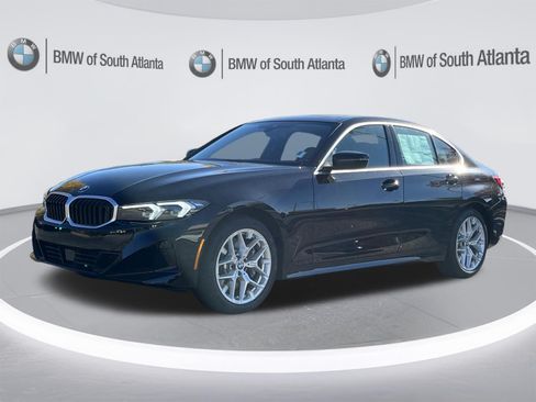 Used 2026 BMW 330i Sedan w/ Convenience Package RWD image 23