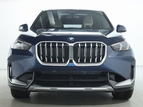 Used 2025 BMW X1 xDrive28i w/ Technology Package image 9
