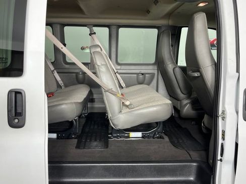 Used 2023 Chevrolet Express 3500 LT w/ LT Preferred Equipment Group RWD image 22