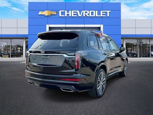 Used 2025 Cadillac XT6 Sport w/ Platinum Package AWD/4WD image 6