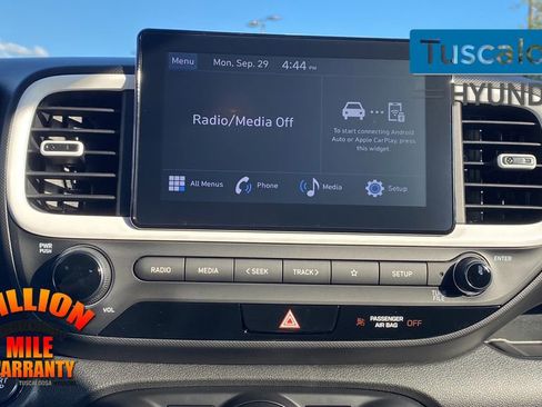 New 2026 Hyundai Venue SEL image 20