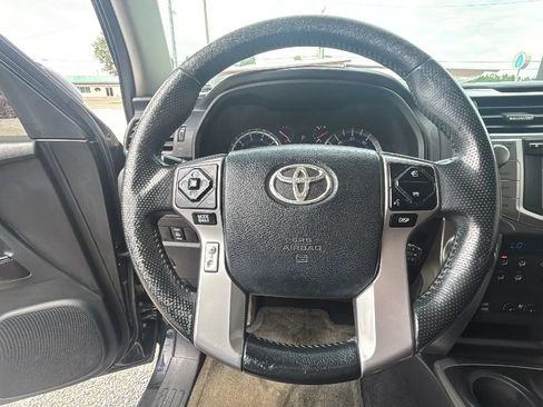 Used 2016 Toyota 4Runner Limited AWD/4WD image 19