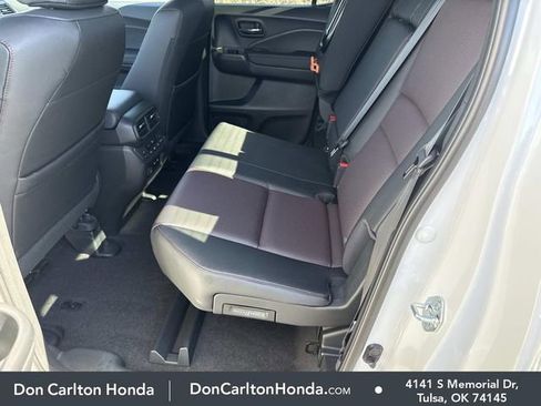 New 2026 Honda Ridgeline Black Edition image 15
