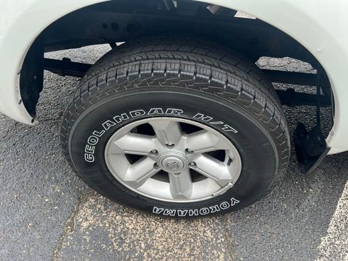 Used 2013 Nissan Frontier S w/ S Preferred Pkg RWD image 13
