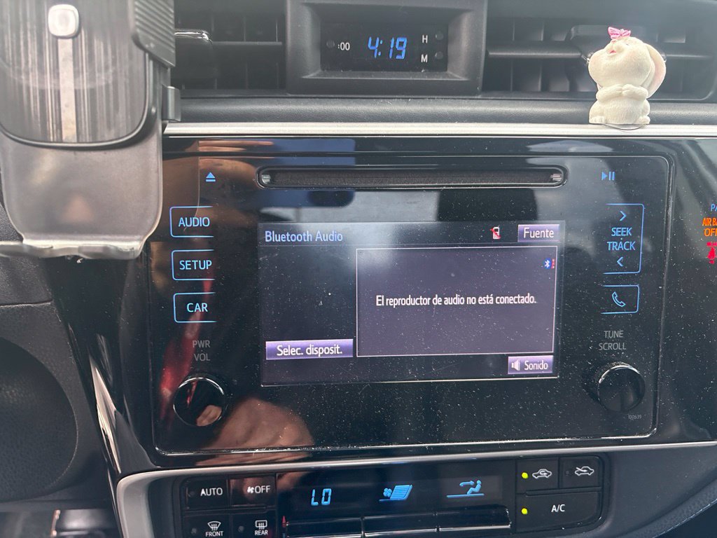 Used 2019 Toyota Corolla SE FWD image 29