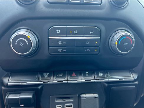 Used 2022 Chevrolet Silverado 3500 LT w/ Advanced Trailering Package image 15