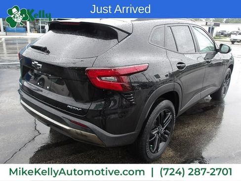 Used 2024 Chevrolet Trax ACTIV w/ Sunroof Package FWD image 7
