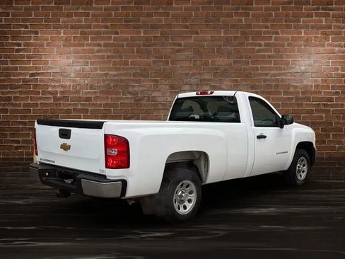 Used 2013 Chevrolet Silverado 1500 W/T image 5
