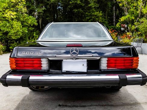 Used 1989 Mercedes-Benz 560 SL image 7