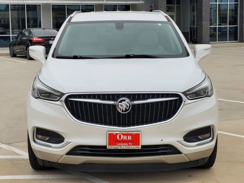 Used 2019 Buick Enclave Essence FWD image 3