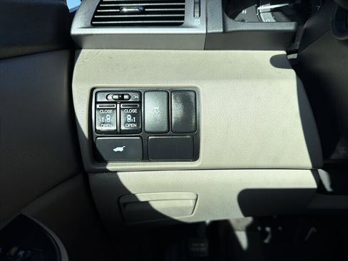 Used 2013 Honda Odyssey EX-L image 30