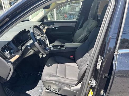 Certified 2025 Volvo XC90 B6 Plus AWD/4WD image 20