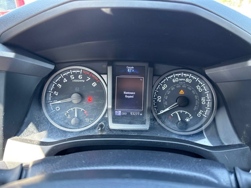 Used 2021 Toyota Tacoma TRD Off-Road w/ TRD Premium Off Road Package AWD/4WD image 42