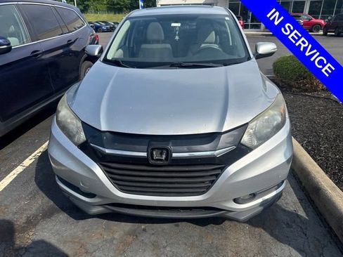 Used 2016 Honda HR-V EX image 2