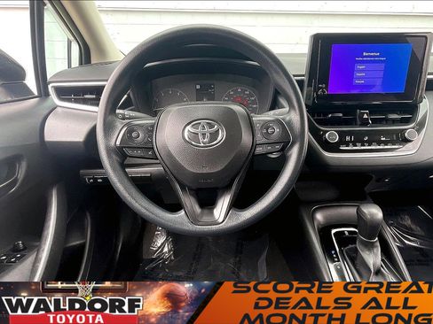 Used 2023 Toyota Corolla LE w/ LE Convenience Package image 6