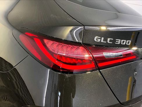 New 2026 Mercedes-Benz GLC 300 4MATIC image 5