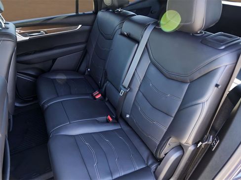 Certified 2025 Cadillac XT6 Sport w/ Platinum Package image 26