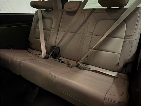 Used 2022 Lincoln Navigator L Reserve image 19