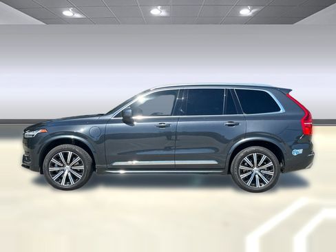 Used 2021 Volvo XC90 T8 Inscription w/ Advanced Package image 2