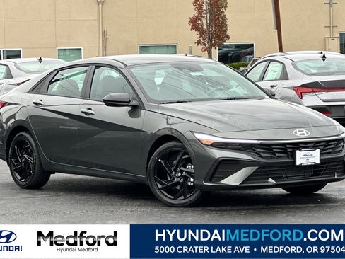 New 2026 Hyundai Elantra Sport image 1