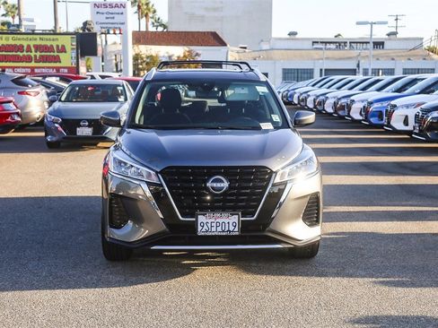 Certified 2024 Nissan Kicks SV w/ Interior Electronics Package image 2