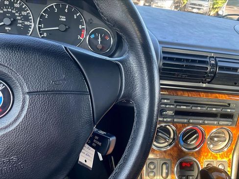 Used 2001 BMW Z3 3.0i RWD image 21