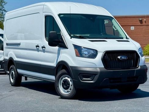 New 2025 Ford Transit 250 148 Medium Roof image 2