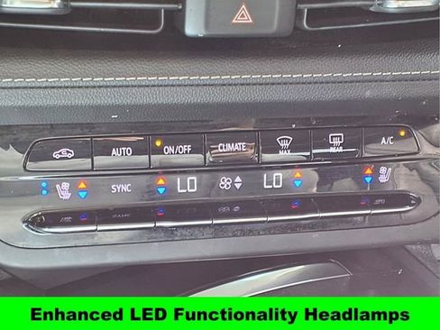 Used 2022 Buick Envision Avenir w/ Technology Package II AWD/4WD image 13