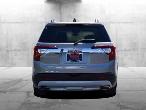 Used 2023 GMC Acadia SLT FWD image 6