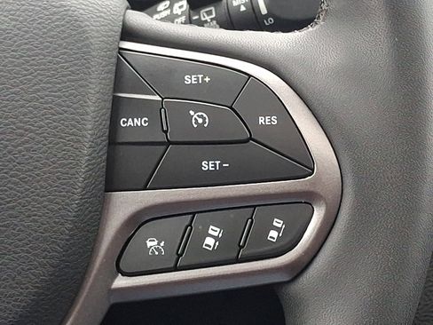 Used 2022 Jeep Cherokee Limited w/ Elite Package image 24