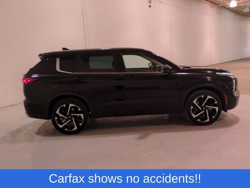Used 2023 Mitsubishi Outlander SE AWD/4WD image 3