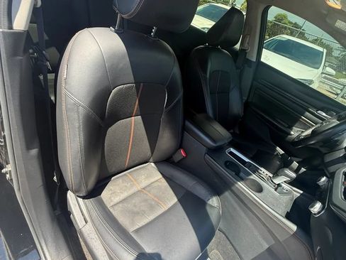 Used 2022 Nissan Altima 2.5 SR FWD image 12
