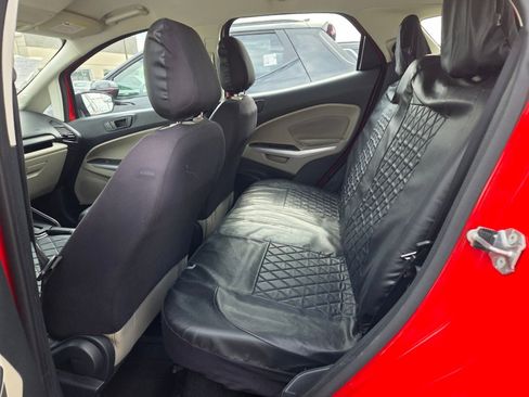 Used 2020 Ford EcoSport S image 7