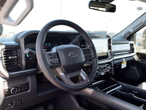 New 2026 Ford F250 Lariat w/ Lariat Premium Package AWD/4WD image 17