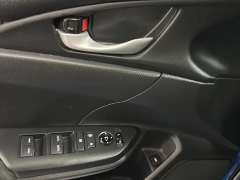 Used 2019 Honda Civic LX image 17