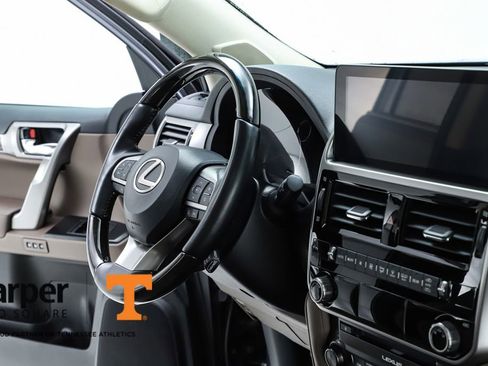 Used 2022 Lexus GX 460 Premium w/ Accessory Package image 73