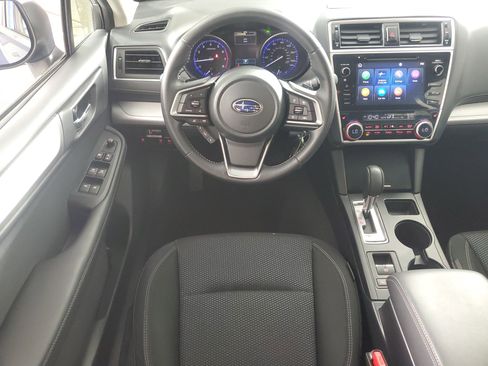Used 2019 Subaru Outback 2.5i Premium image 14