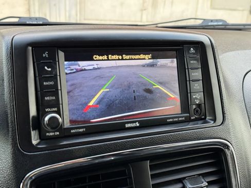Used 2013 Dodge Grand Caravan R/T w/ Safety Sphere Group FWD image 36