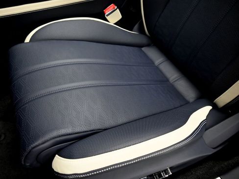 Used 2025 Bentley Continental GT Speed image 25