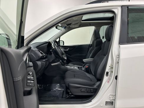Used 2020 Subaru Forester Premium AWD/4WD image 4