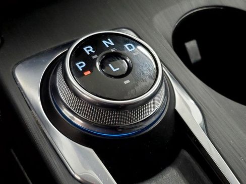 Used 2022 Ford Escape SEL w/ Class II Trailer Tow Package image 17