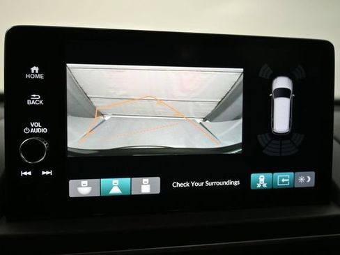 Used 2023 Honda Pilot Touring image 16