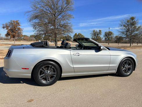 Used 2014 Ford Mustang Premium image 52