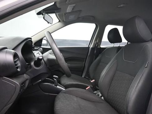 Used 2021 Nissan Kicks S FWD image 10