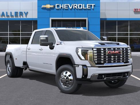 New 2026 GMC Sierra 3500 Denali w/ Denali Reserve Package AWD/4WD image 8