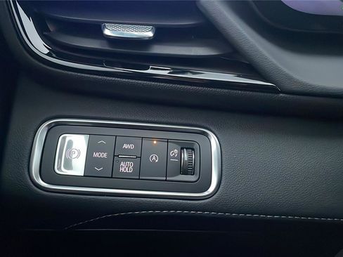 New 2026 Buick Enclave Avenir w/ Super Cruise Package image 11