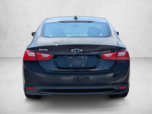 Used 2020 Chevrolet Malibu LS FWD image 6