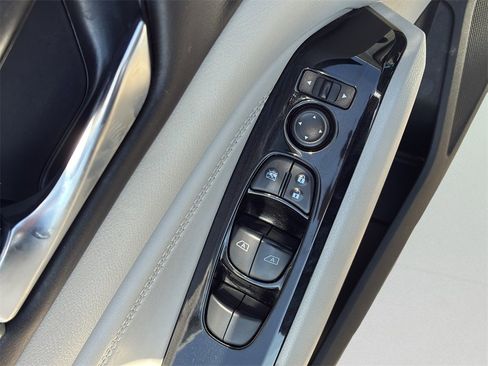 Used 2020 Nissan Altima 2.5 SV image 21