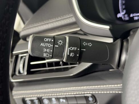 Used 2023 Acura MDX SH-AWD w/ Advance Package image 22