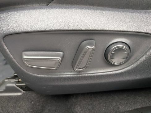 Used 2024 Toyota RAV4 Adventure AWD/4WD image 17